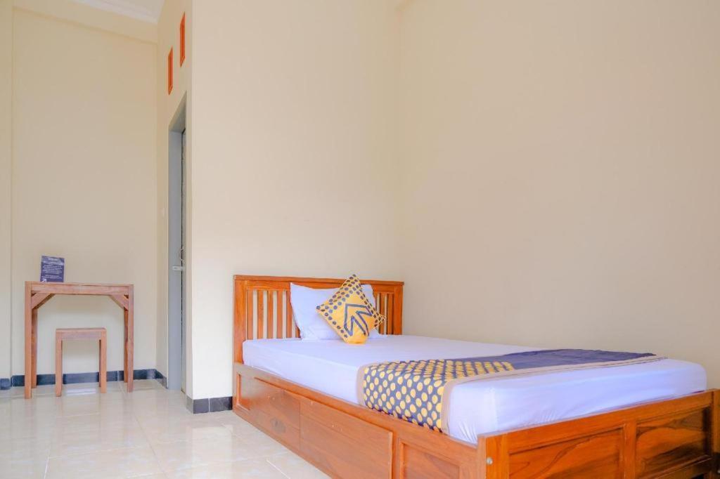 Oyo 2826 Panderman Residence Blitar Eksteriør bilde