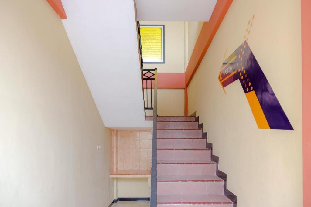 Oyo 2826 Panderman Residence Blitar Eksteriør bilde