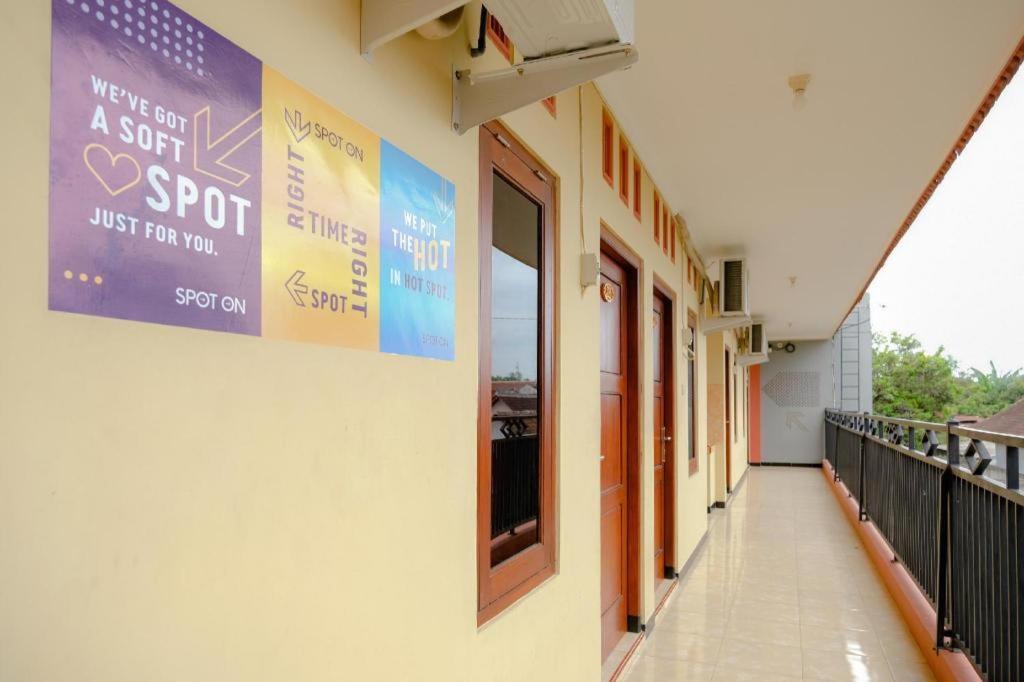 Oyo 2826 Panderman Residence Blitar Eksteriør bilde